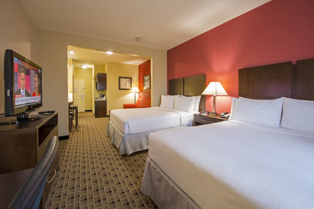 Holiday Inn Express & Suites Houston Space Ctr - Clear Lake 12/50