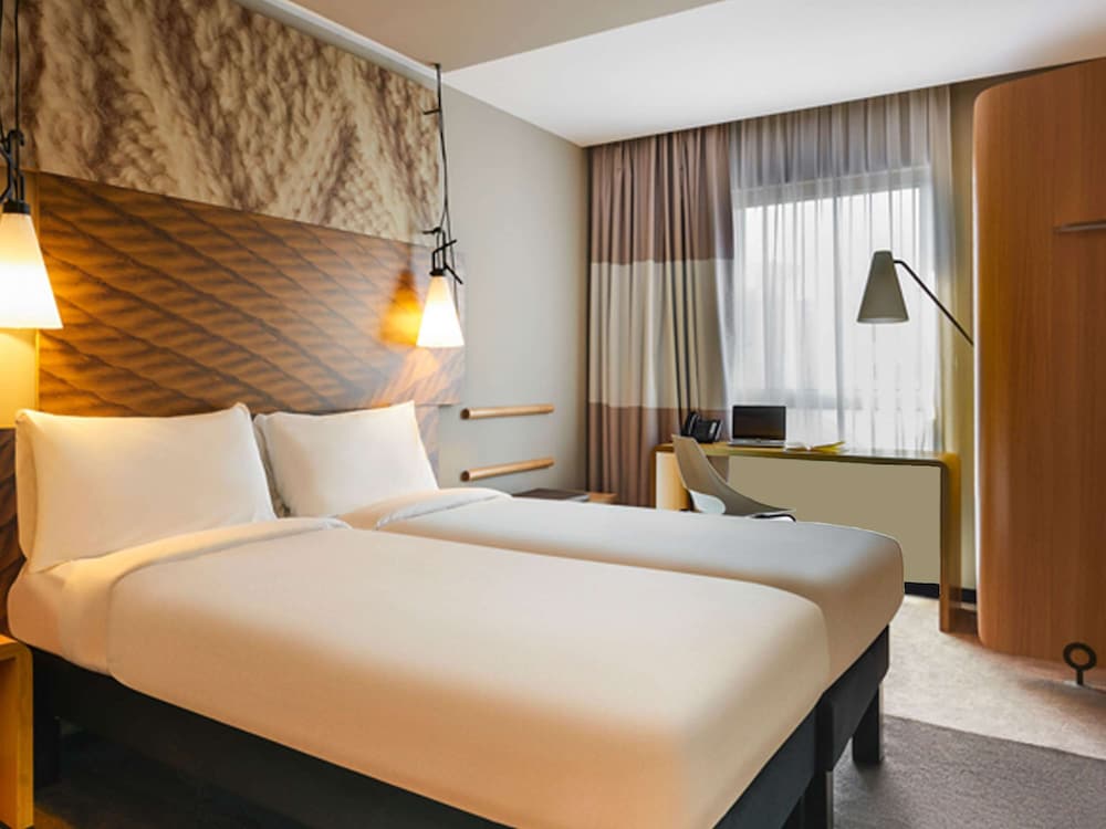 Ibis Quimper 13/70