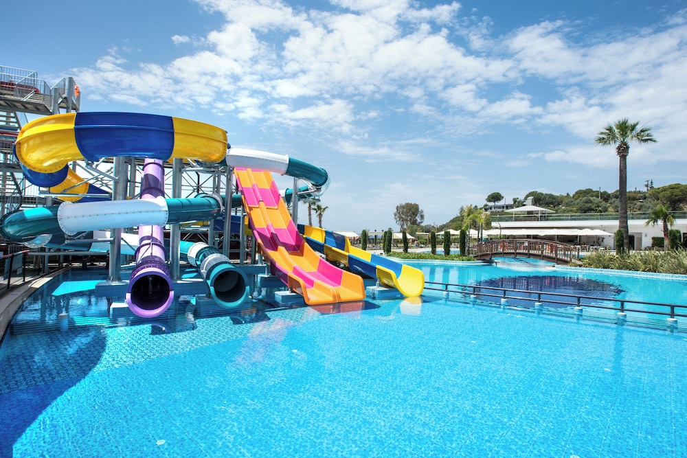 Liberty Kusadasi 66/72