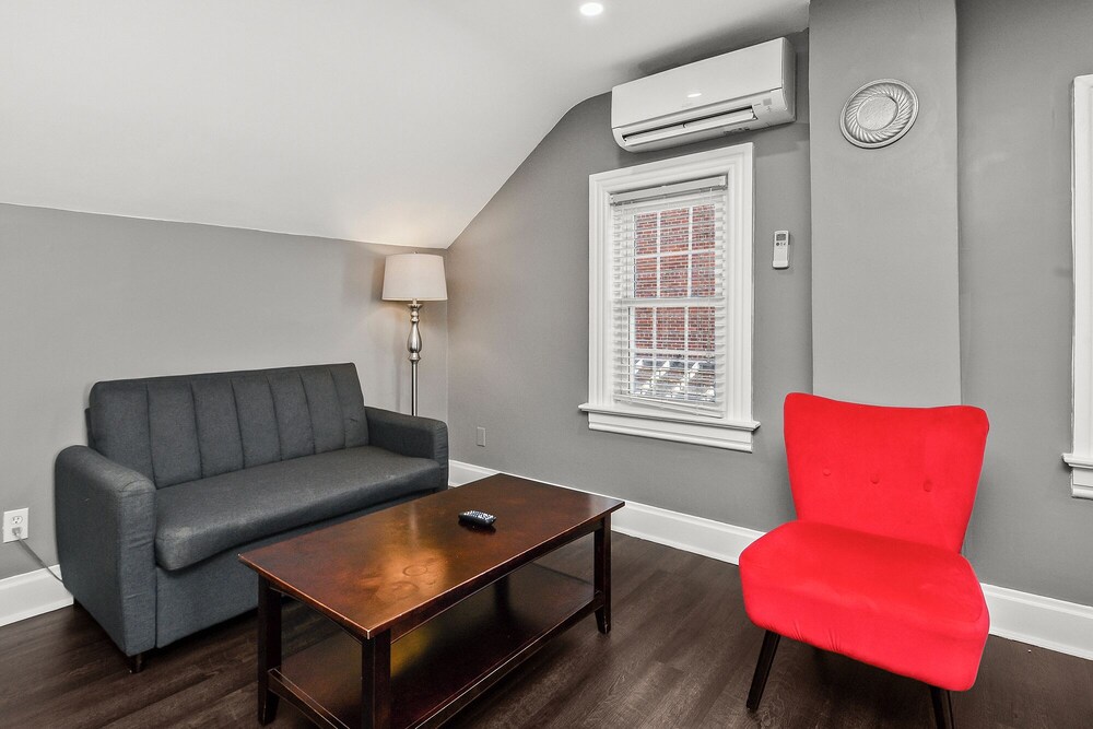 Captain Wohlt Inn Bed Breakfast 45/76