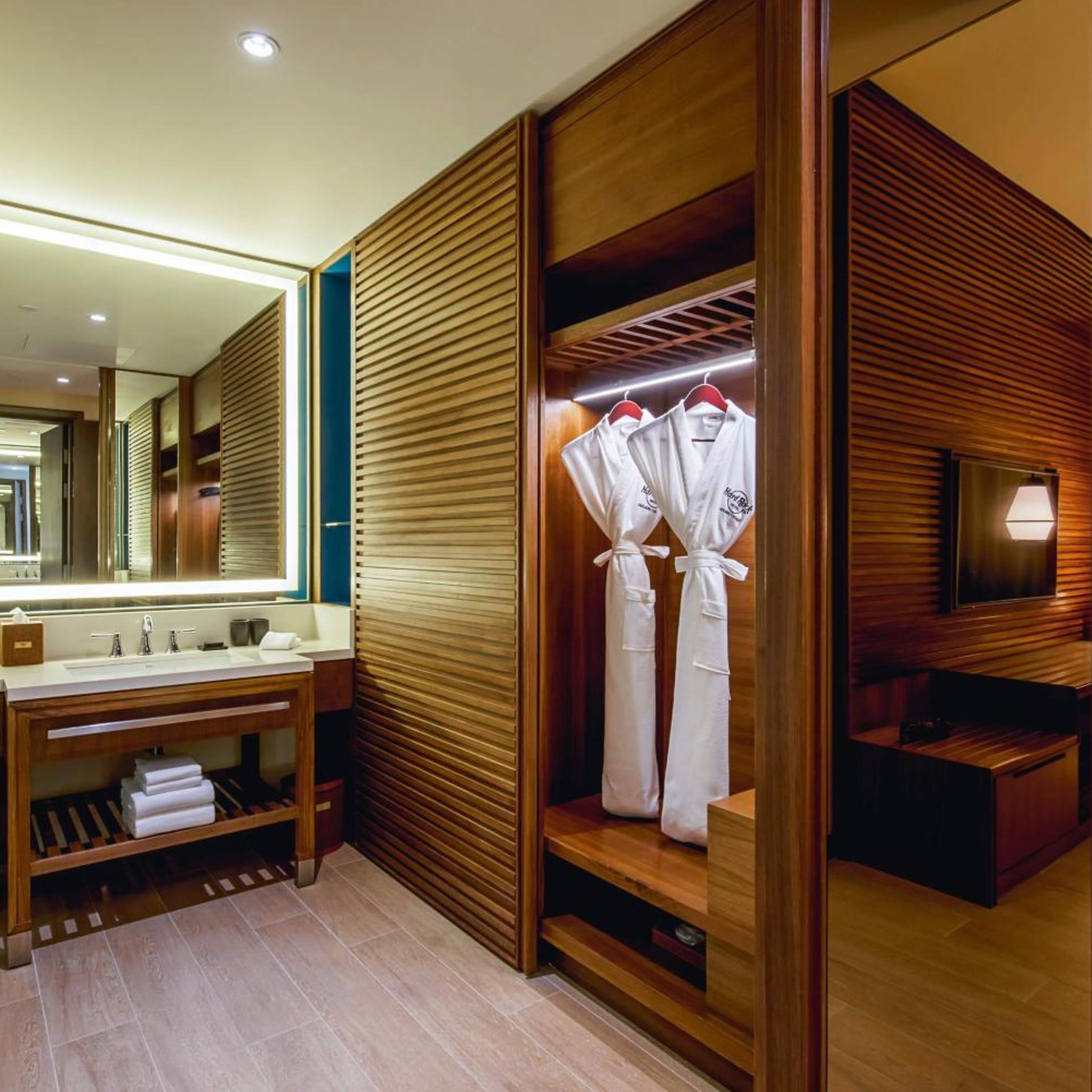 غرفة بسرير مزدوج أو سريرين منفصلين، Hard Rock Hotel Desaru Coast 3/8
