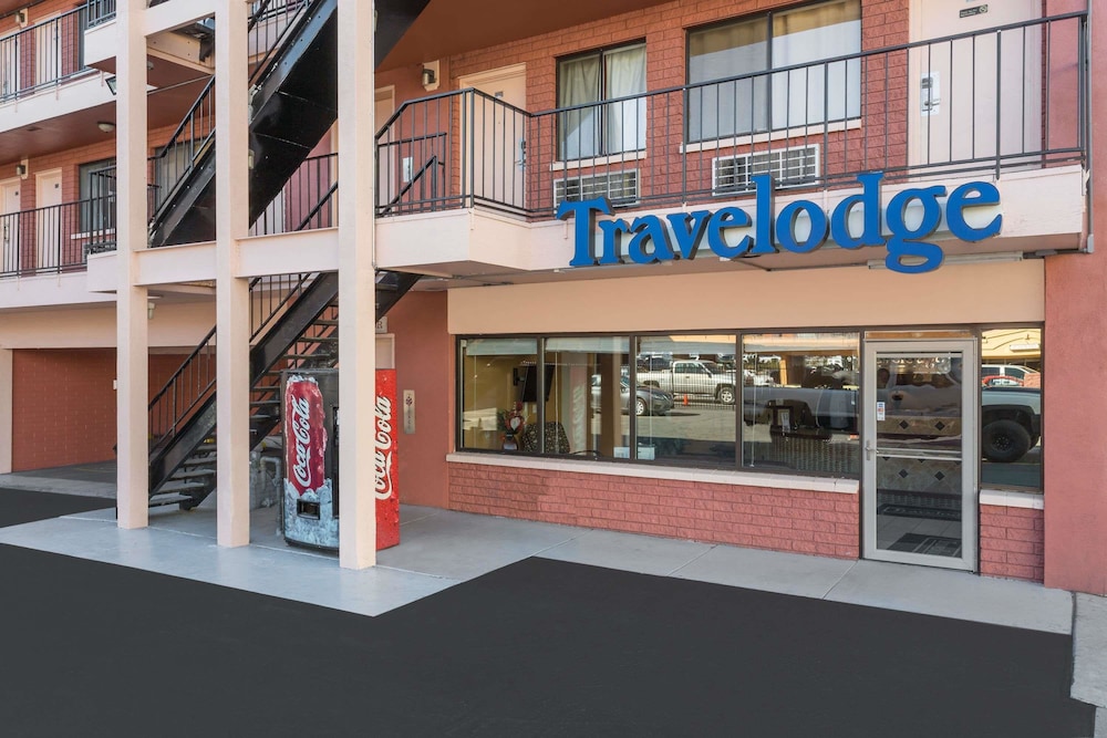 Travelodge by Wyndham Reno Downtown 7/37