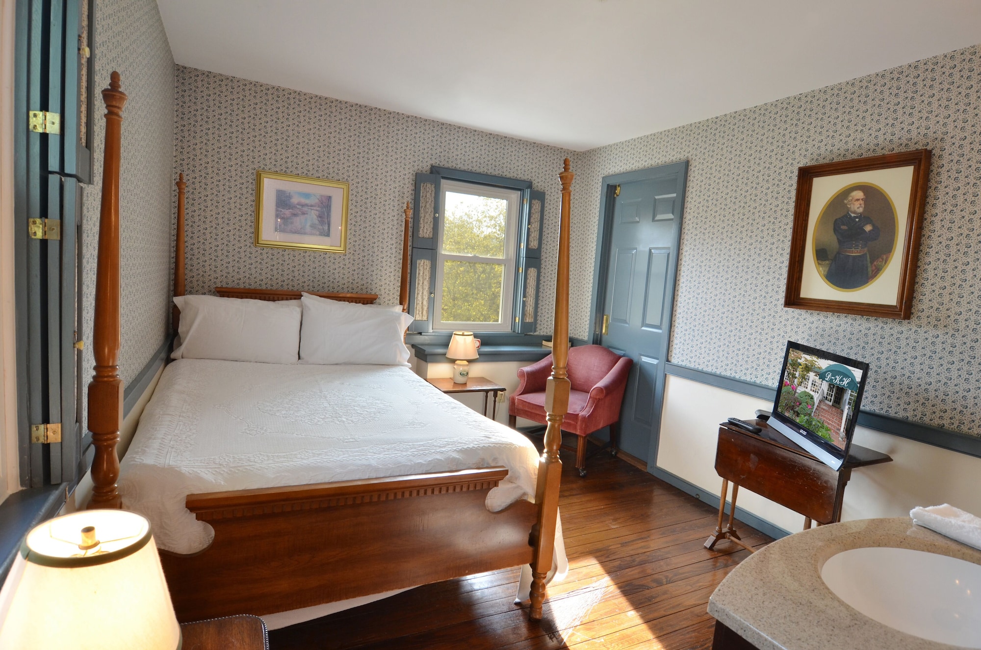 James Madison, Suite, Double Bed, Private Bathroom