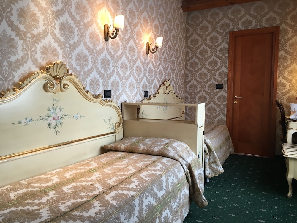 Hotel Gorizia A La Valigia 14/43
