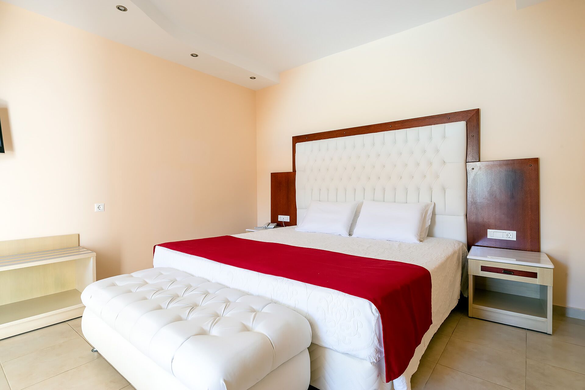 Grand, Master, Suite، Castello Di Cavalieri Suites 2/5