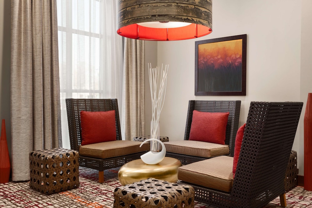 HILTON GARDEN INN CHARLOTTE SOUTHPARK 26/51