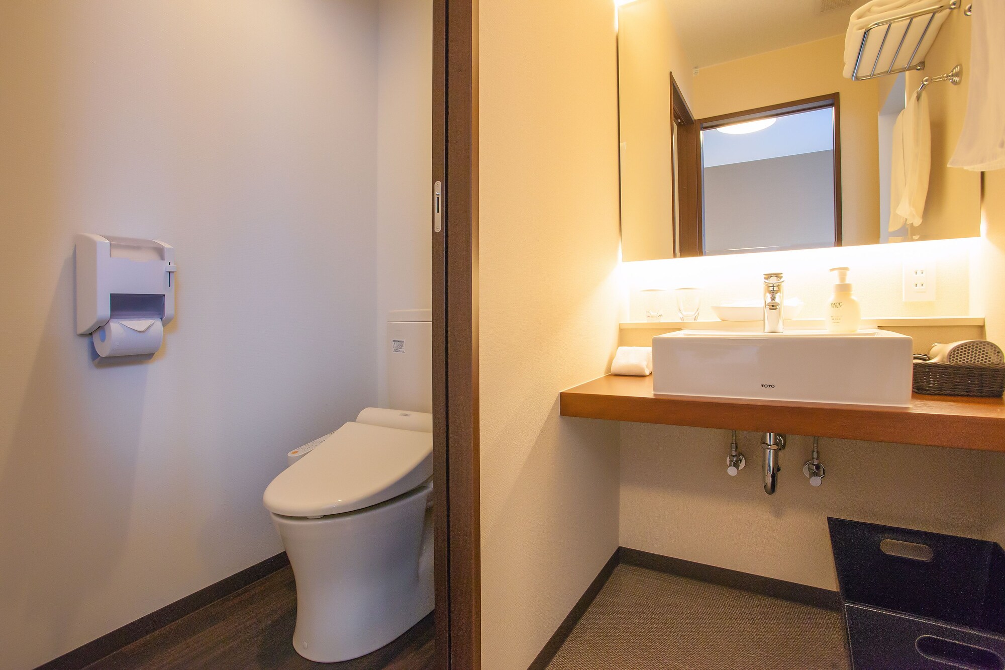 غرفة بسرير مزدوج بغرفة نوم واحدة، Hotel Bliss Villa Hasami 2/3