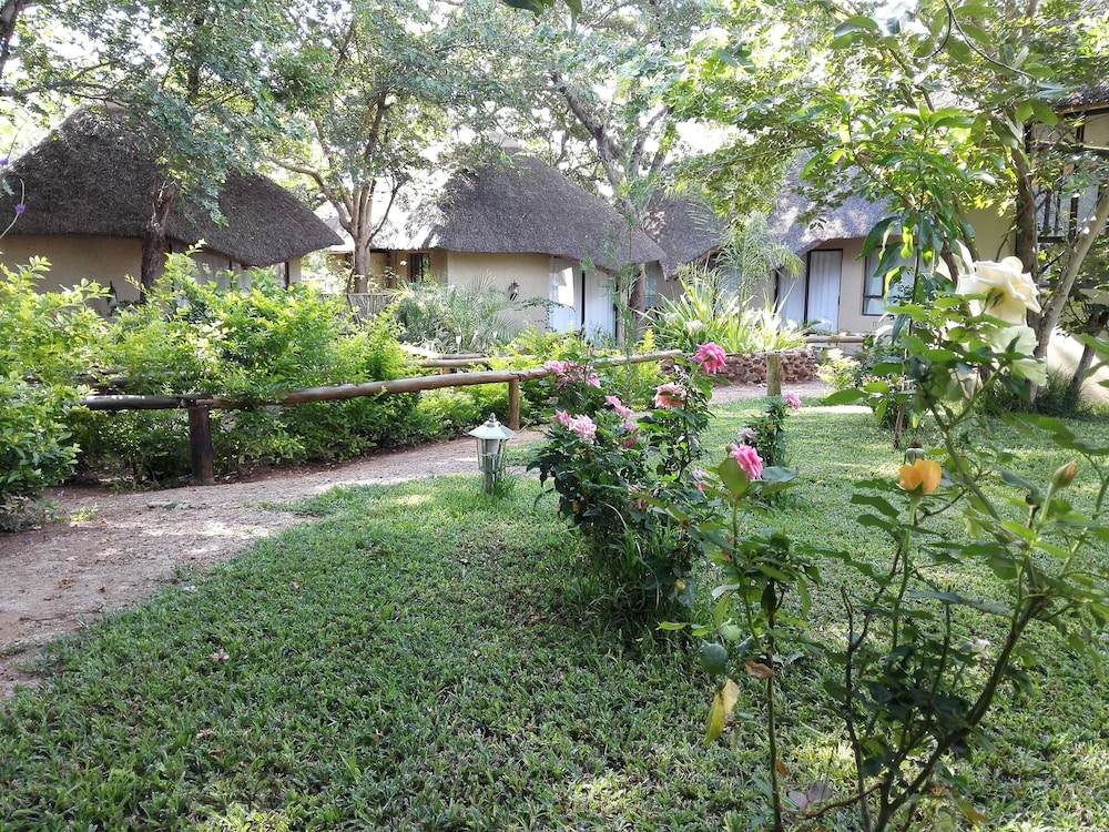 Chobe Sunset Chalets 42/49