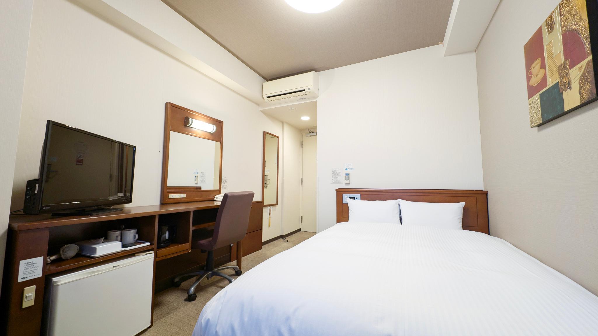 Semi Room, Standard, Semi Double Bed, Smoking