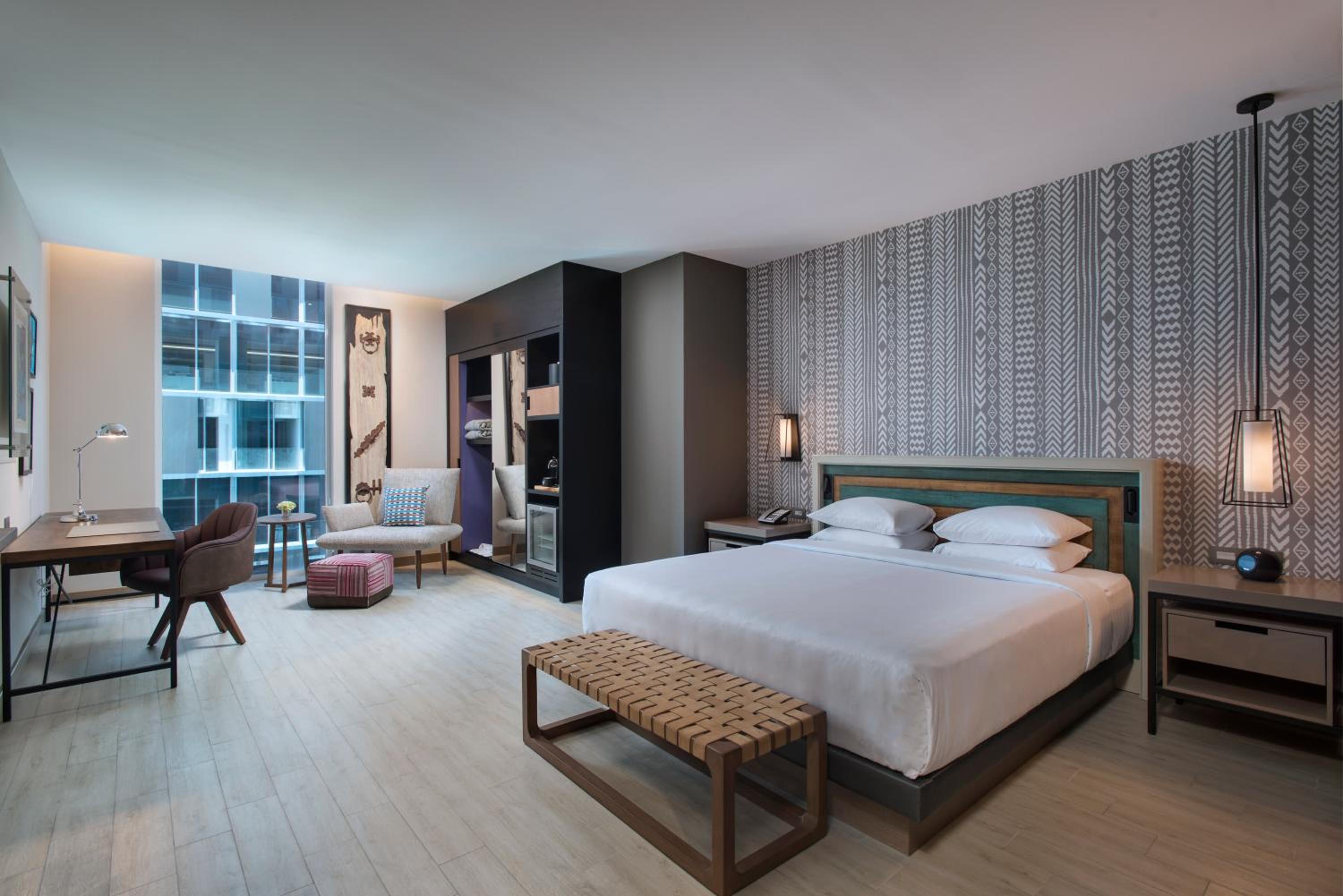 Junior Suite, Deluxe, King Bed