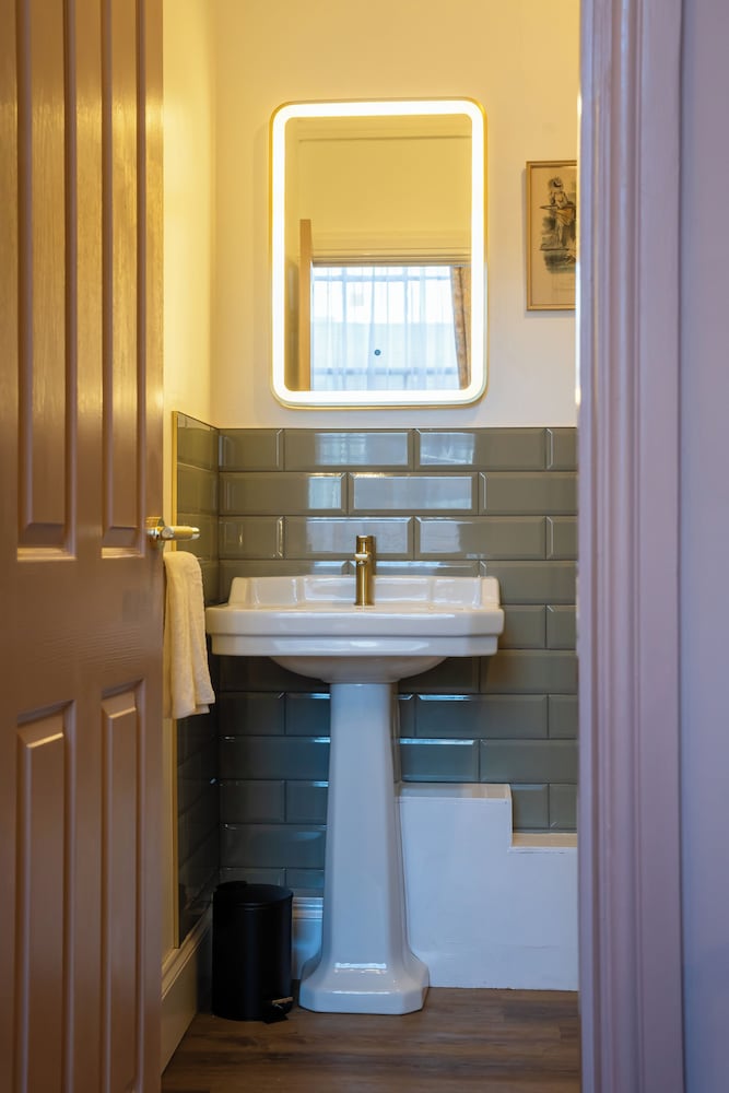 استوديو كلاسيكي، Roscoe House By Urban Chic 4/4