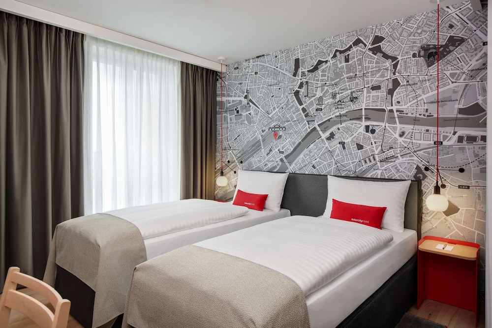 BUSINESS, TWIN BEDS