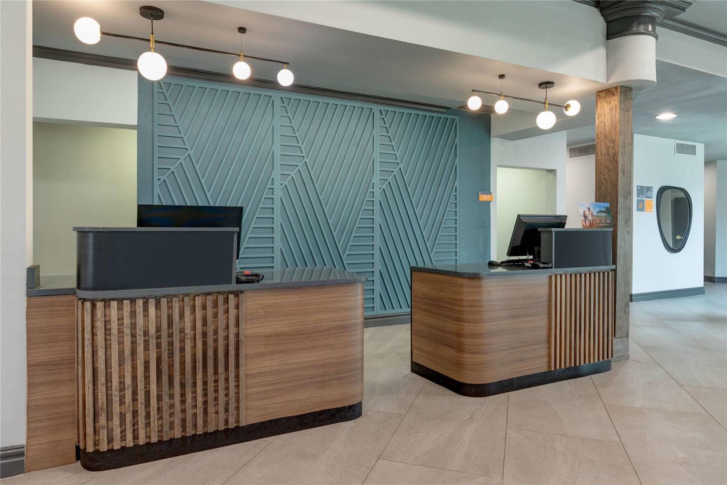 La Quinta Inn And Suites By Wyndham Sherman 4/29