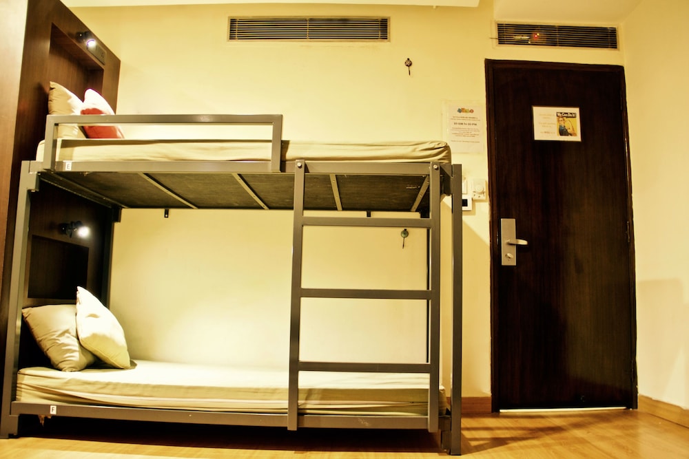Stops Hostels- New Delhi 21/47