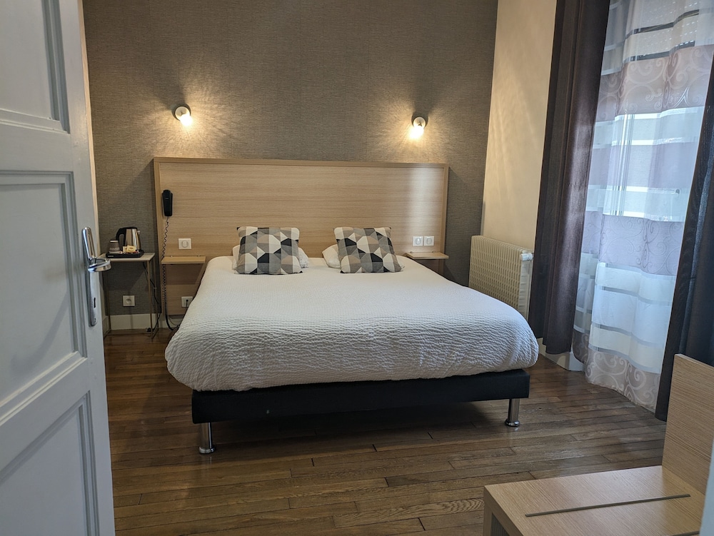 HOTEL LE SAINT FLORENT 14/30