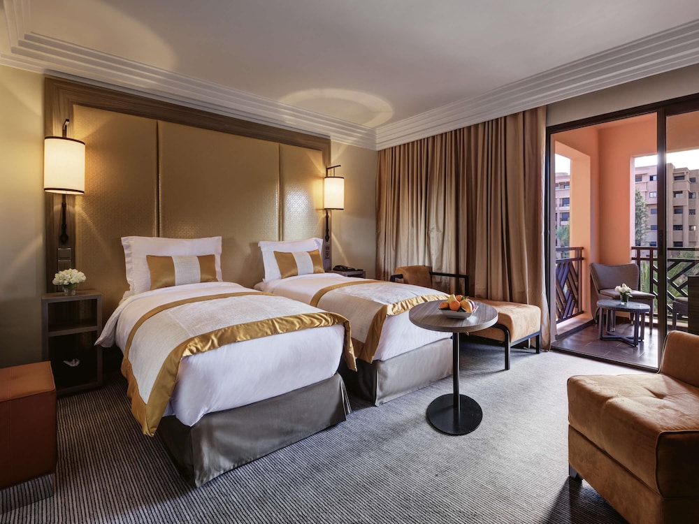 Superior, Twin Beds, with View