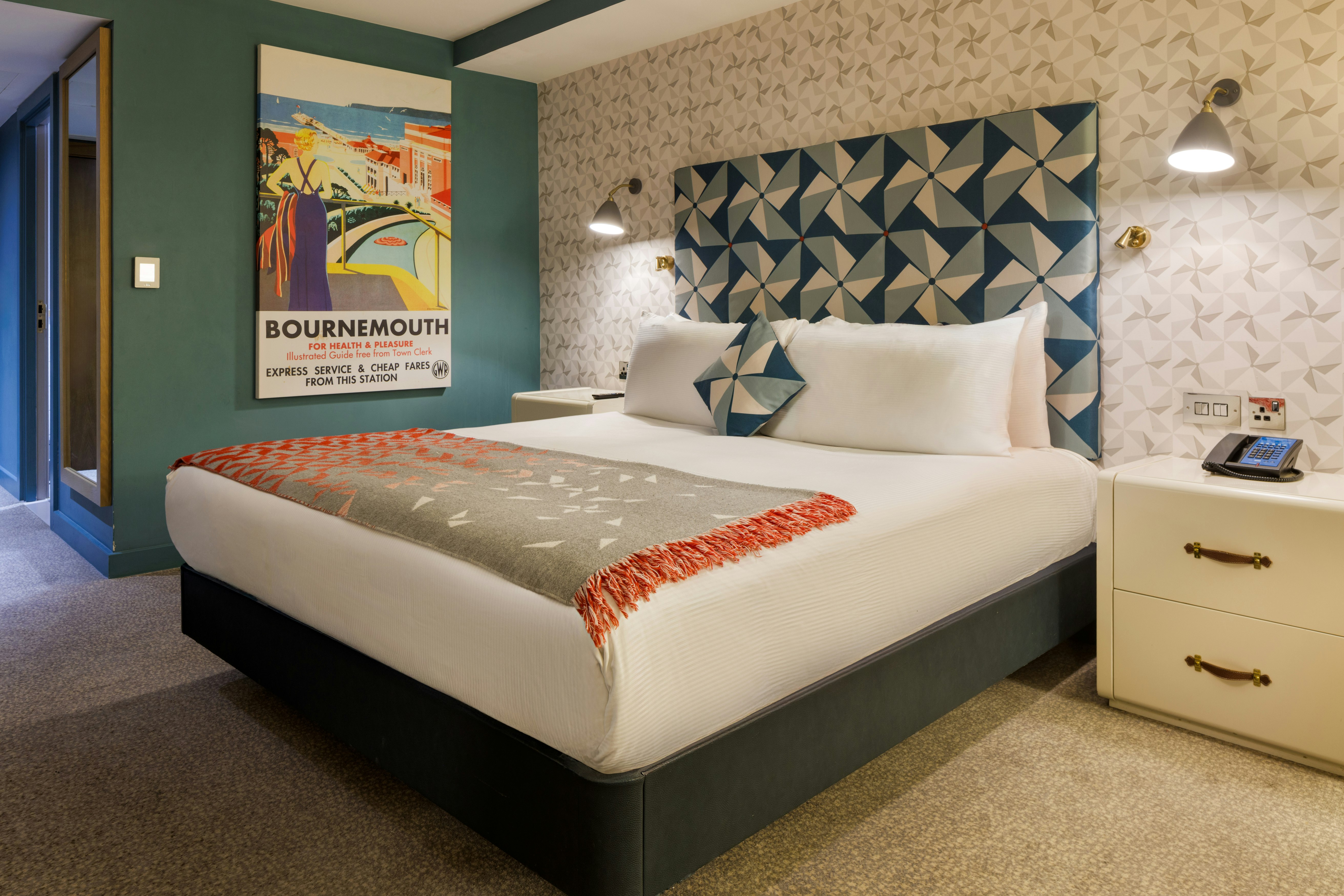غرفة عائلية بسرير كينج، Hilton Bournemouth 4/10