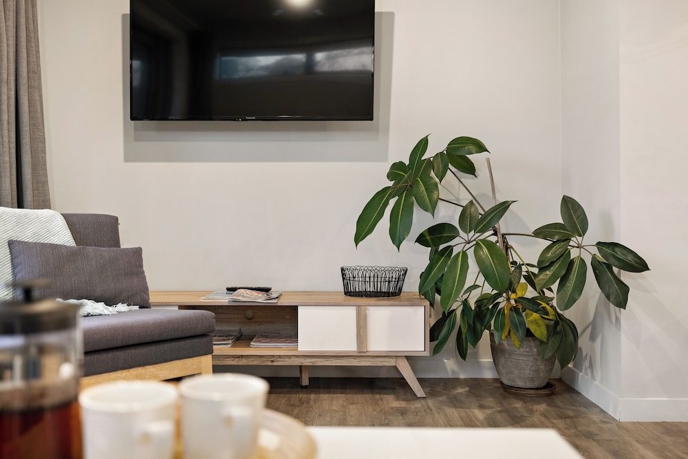 Arrowtown Motel Apartments 42/72