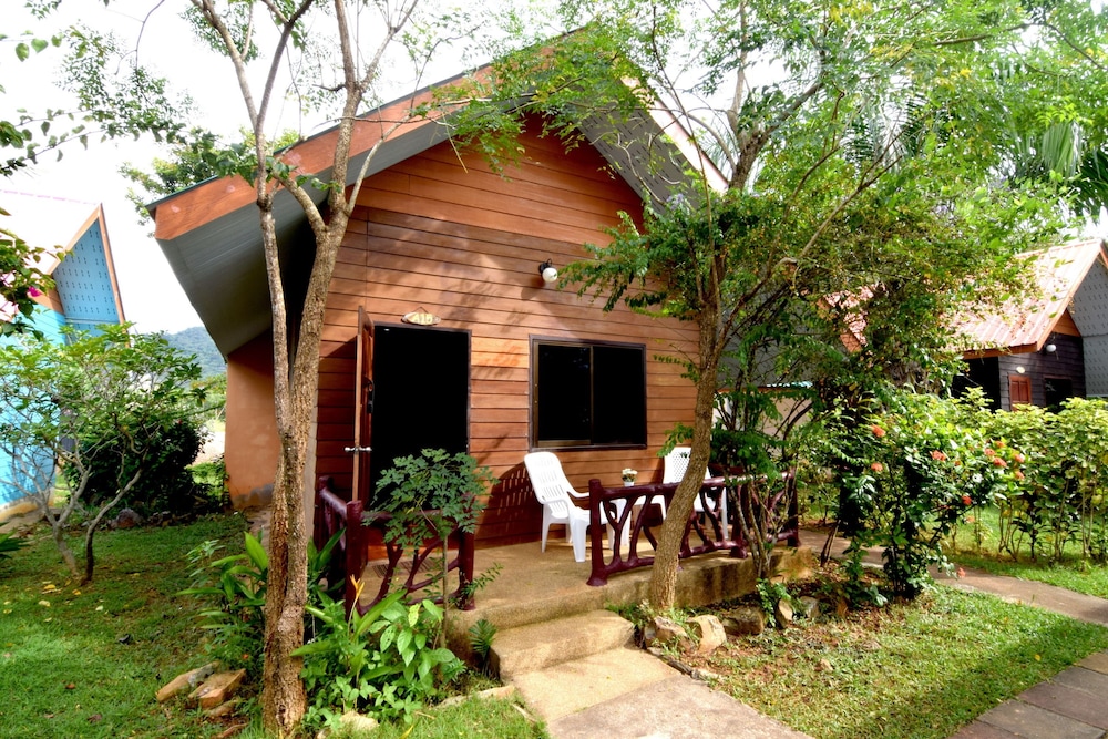 Mild Garden View Resort 6/55