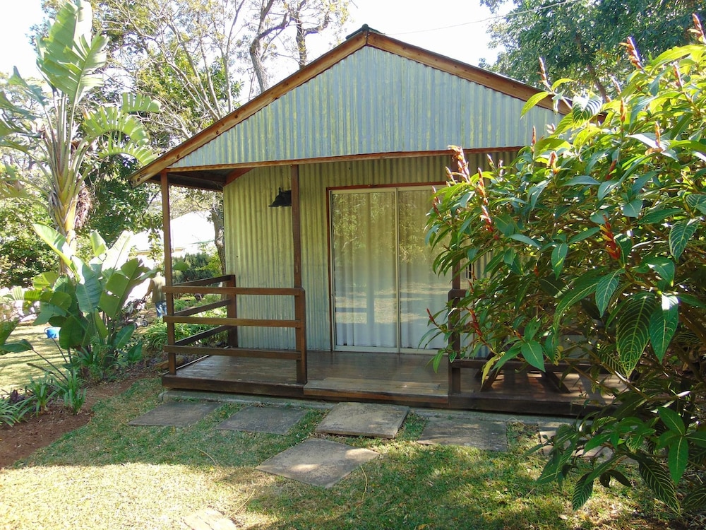 Fountain Baths Guest Cottages 3/42