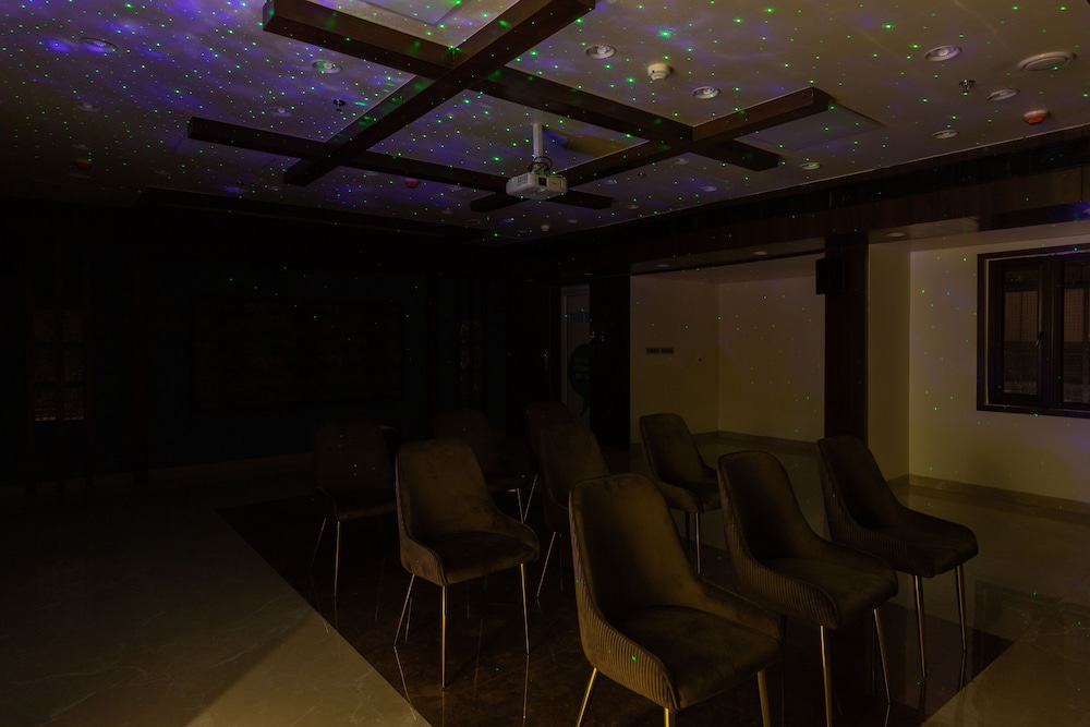 Royal Rawal - Luxury Boutique Hotel 24/37