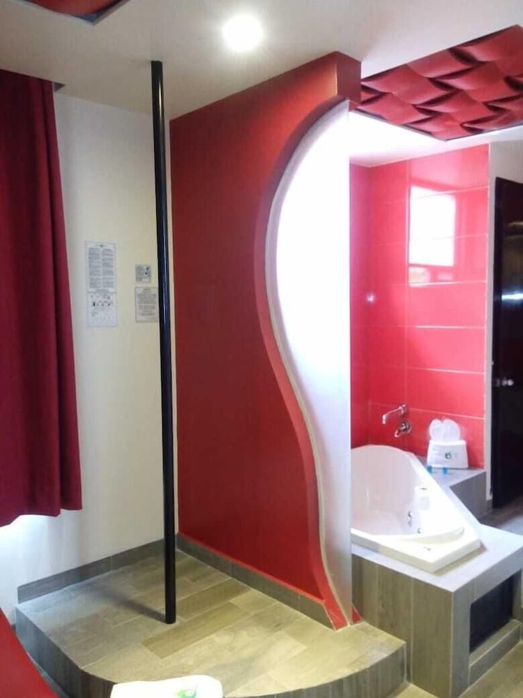 Hotel Jard Inn Adults Only 14/24