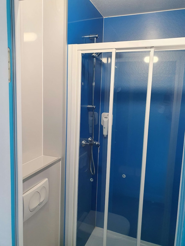 Kyriad Direct Orleans Sud Olivet 23/49