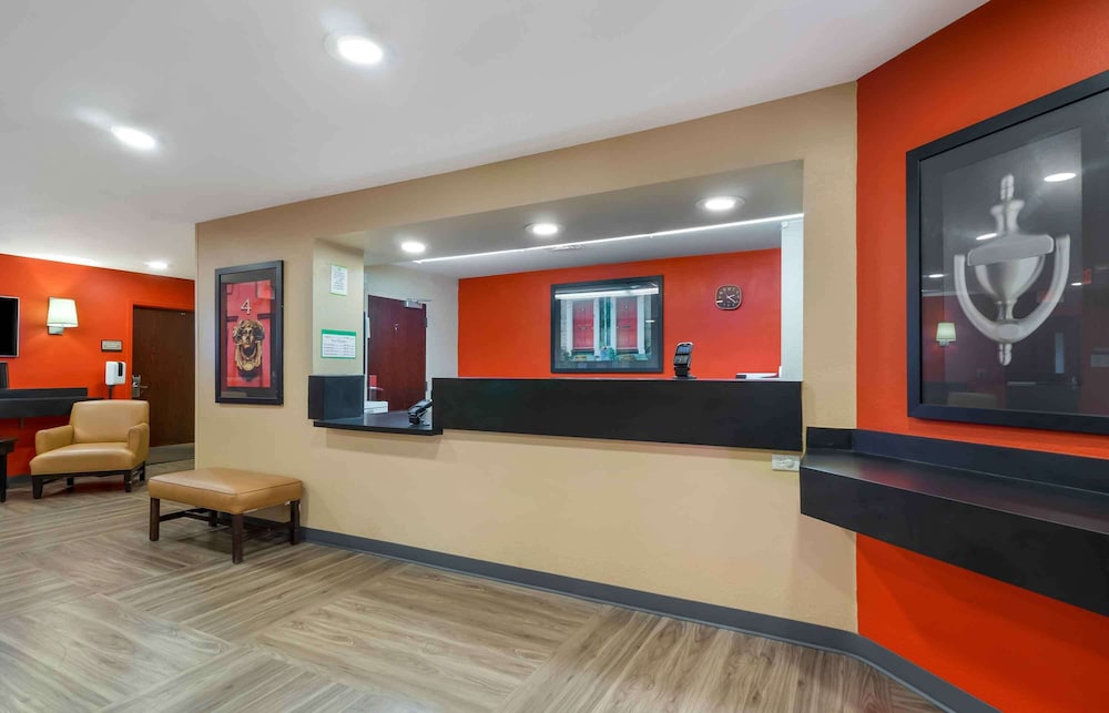 Extended Stay America Suites St Petersburg Clearwater ExecDr 9/53
