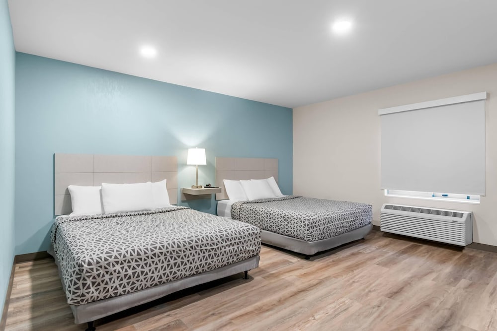 WoodSpring Suites Harrisburg Carlisle 16/51