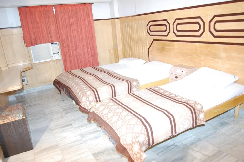 Hotel Ramakrishna 20/32