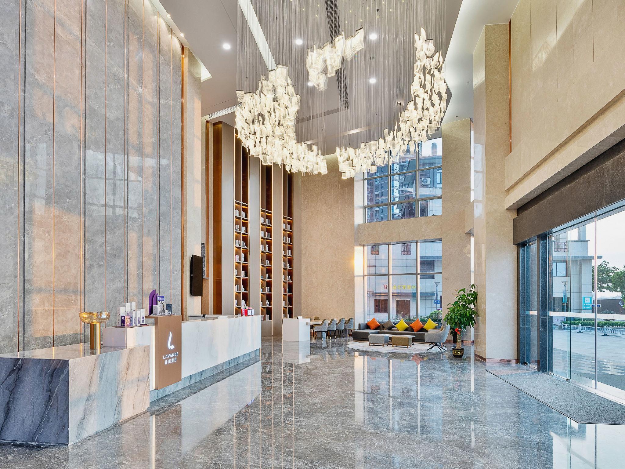Lavande Hotel (Shaoguan Bishui Huacheng) 4/28