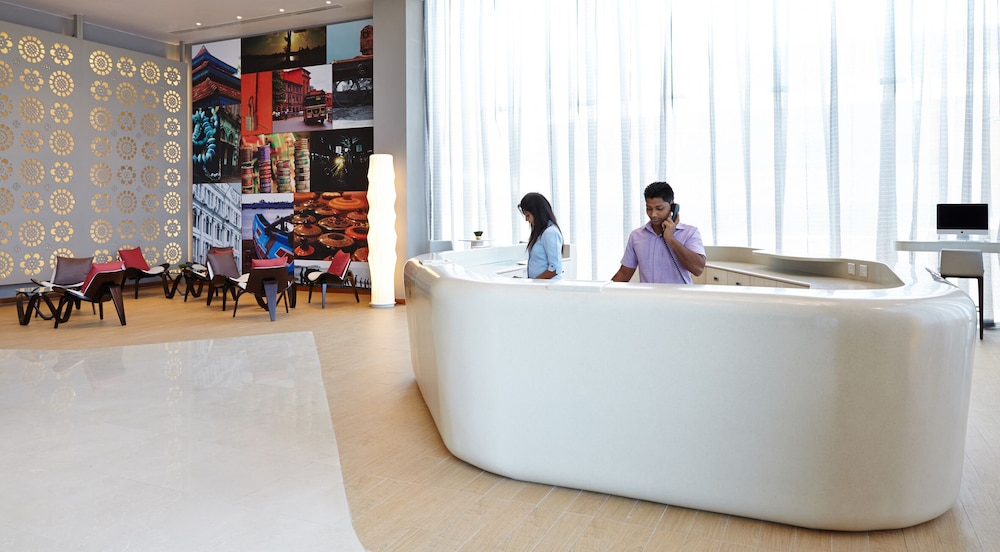 Radisson Hotel Colombo 7/62