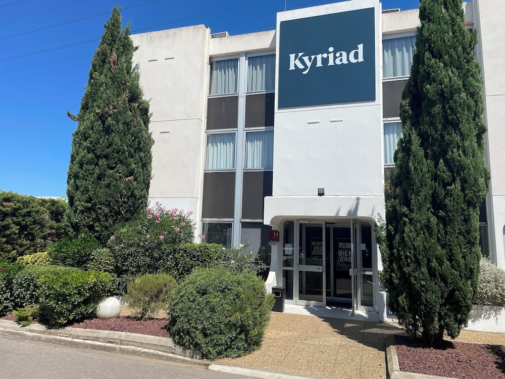 Kyriad Martigues Sud 2/58