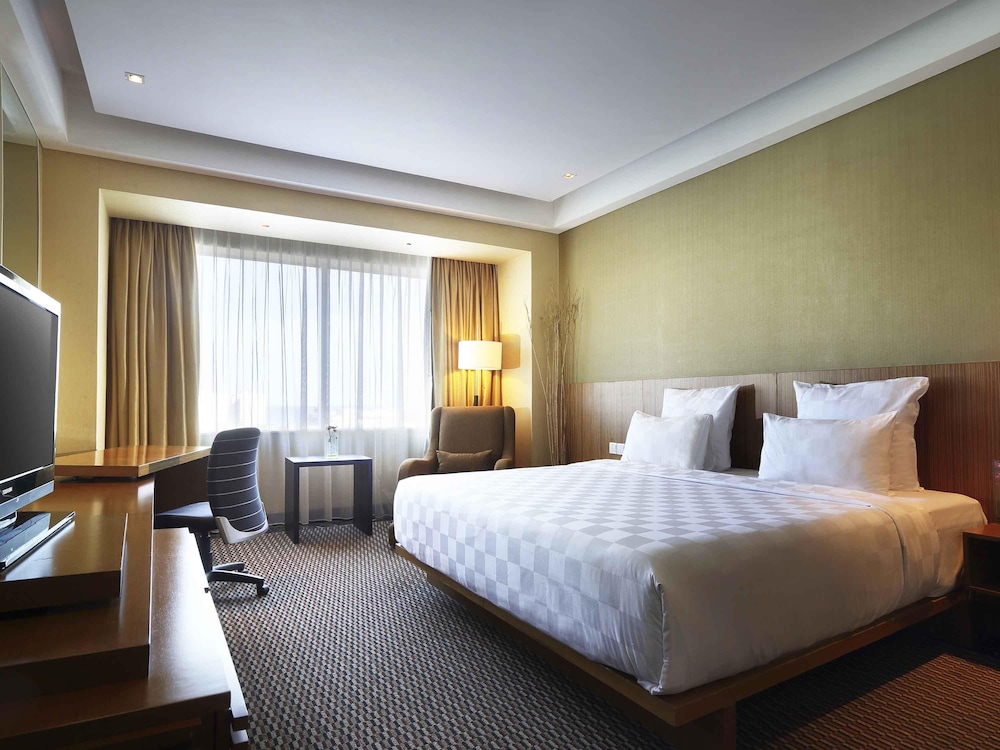NOVOTEL BALIKPAPAN 27/74