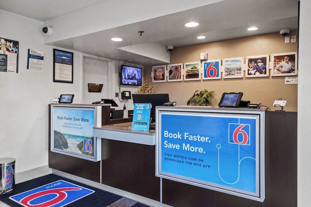 Motel6 San Luis Obispo, CA - South 9/51