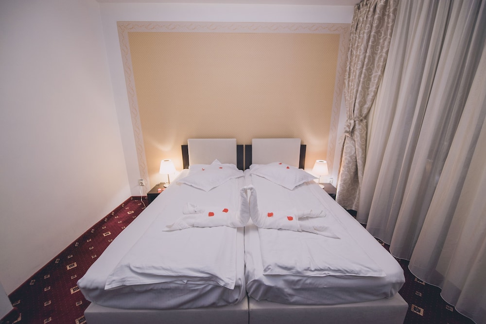 HOTEL BULEVARD PREDEAL 6/56