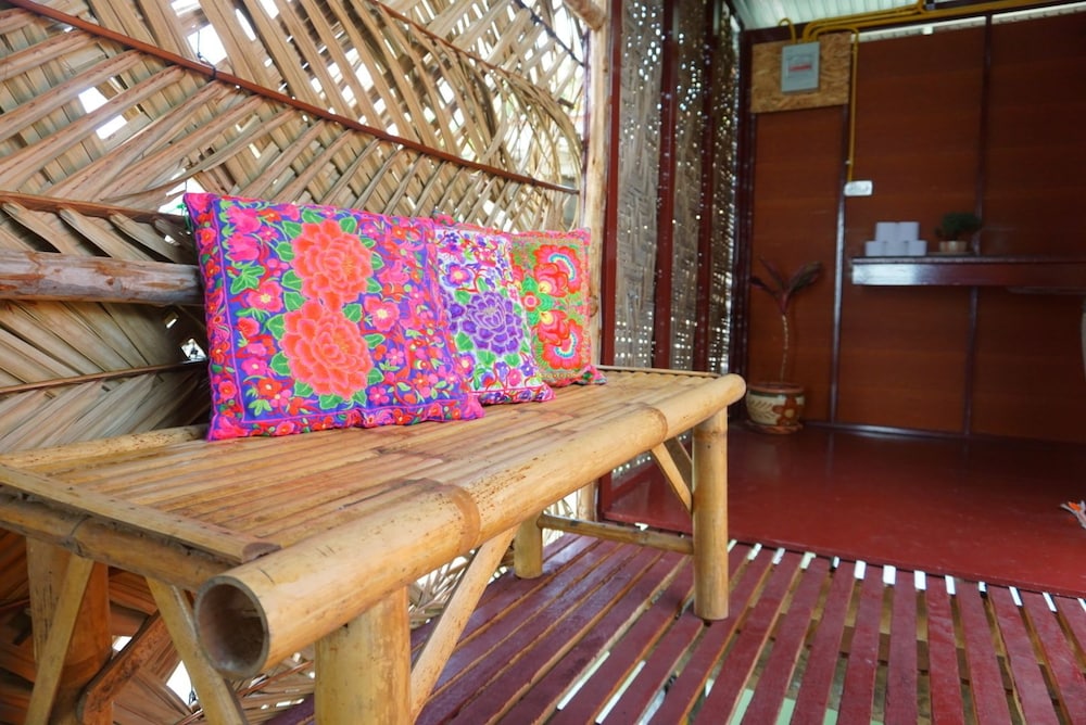 Deep House Seaview 3/55