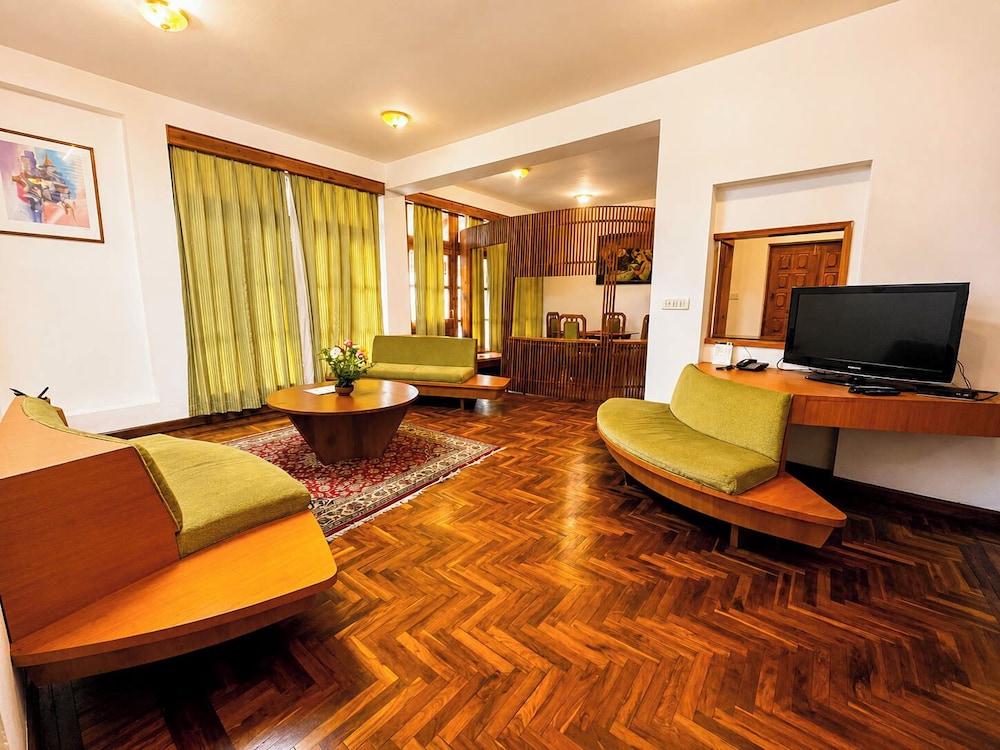 MANU ALLAYA(The Resort Spa in the Himalayas) 33/50