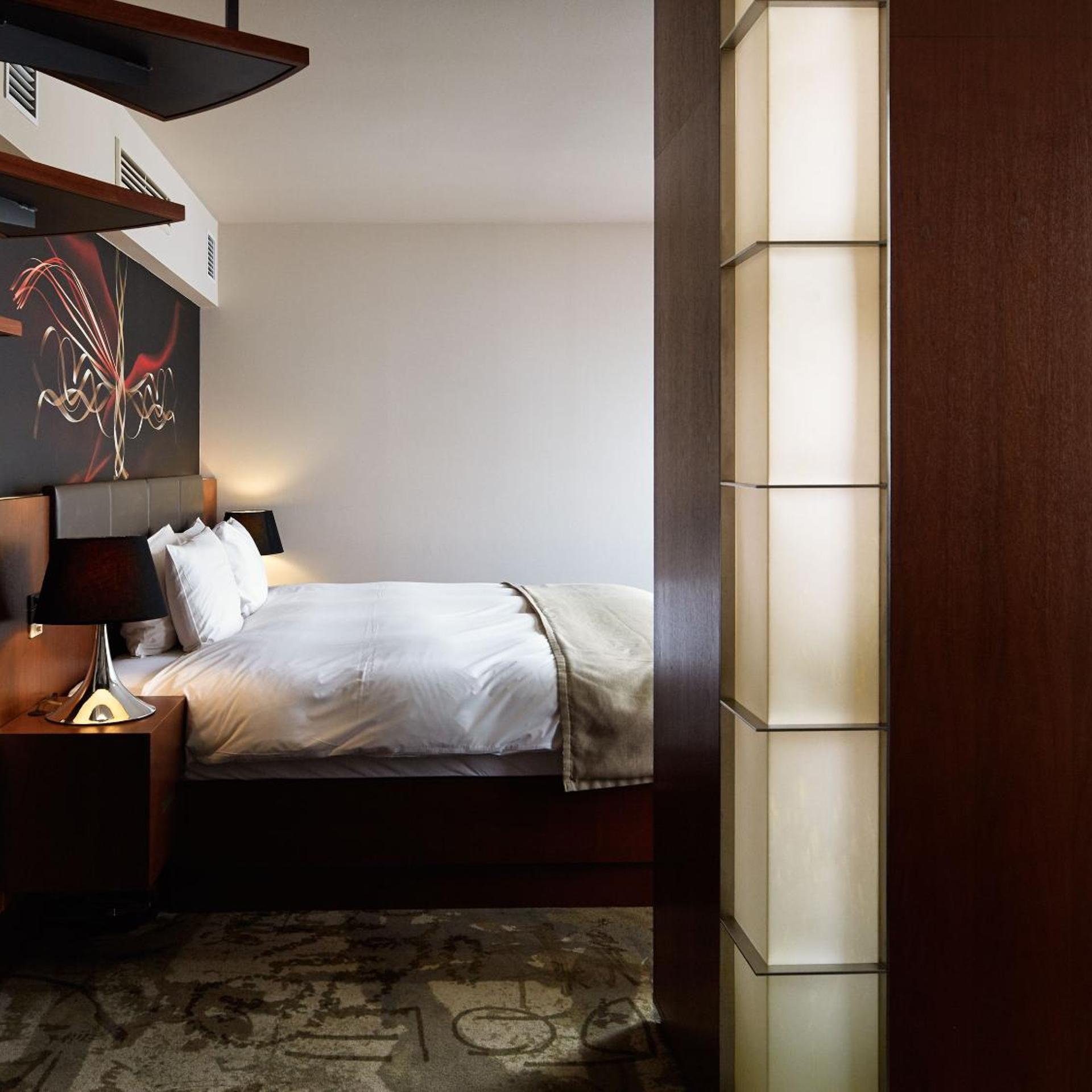 Suite, King Bed