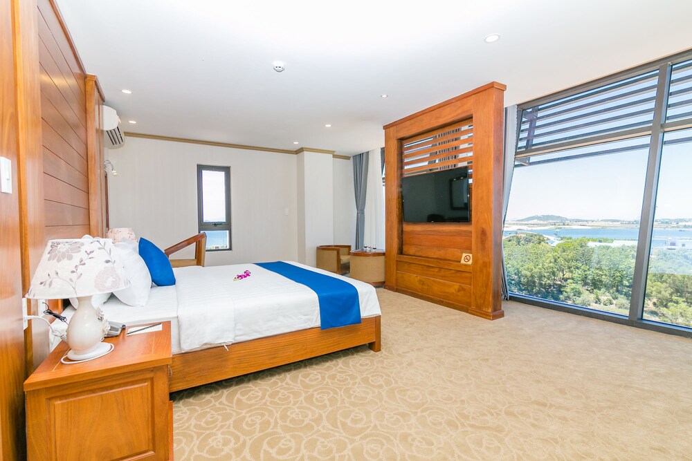 Navy Hotel Cam Ranh 26/50
