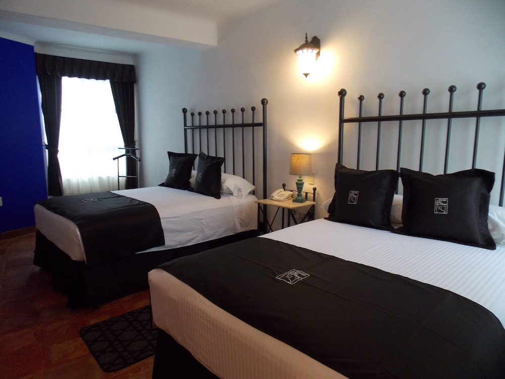 Hotel Real de Leyendas 18/41