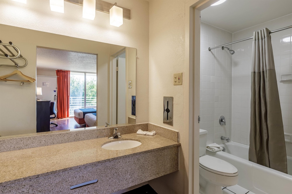 Motel6 Dumfries, VA 45/50