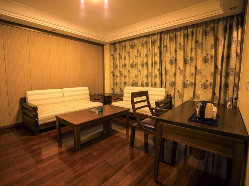 GreenTree Inn Nantong Haimen Sanchang North Wangjiang Road Business Hotel 23/38