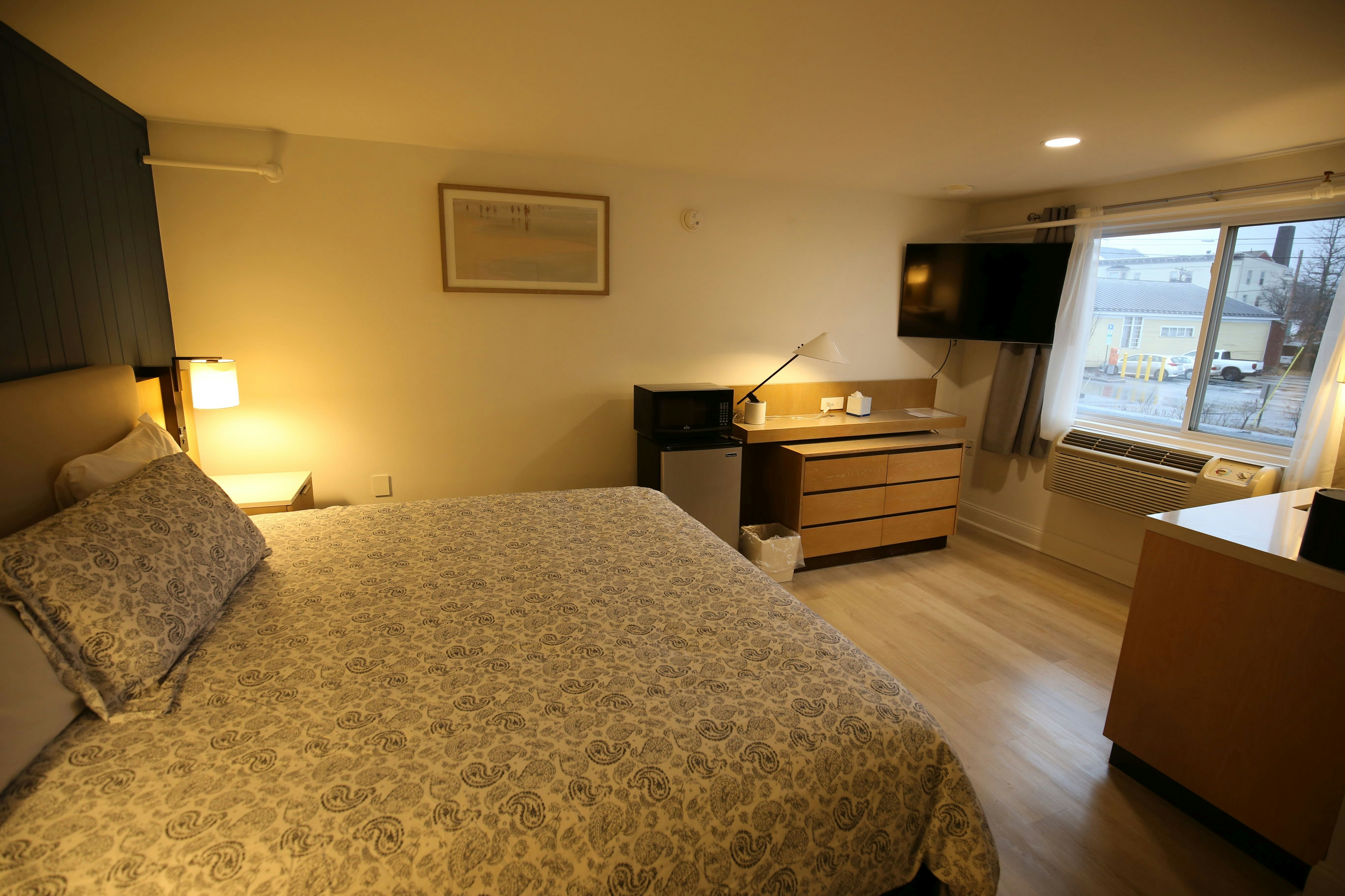 Harborline Hotel Rockland, ME 12/21