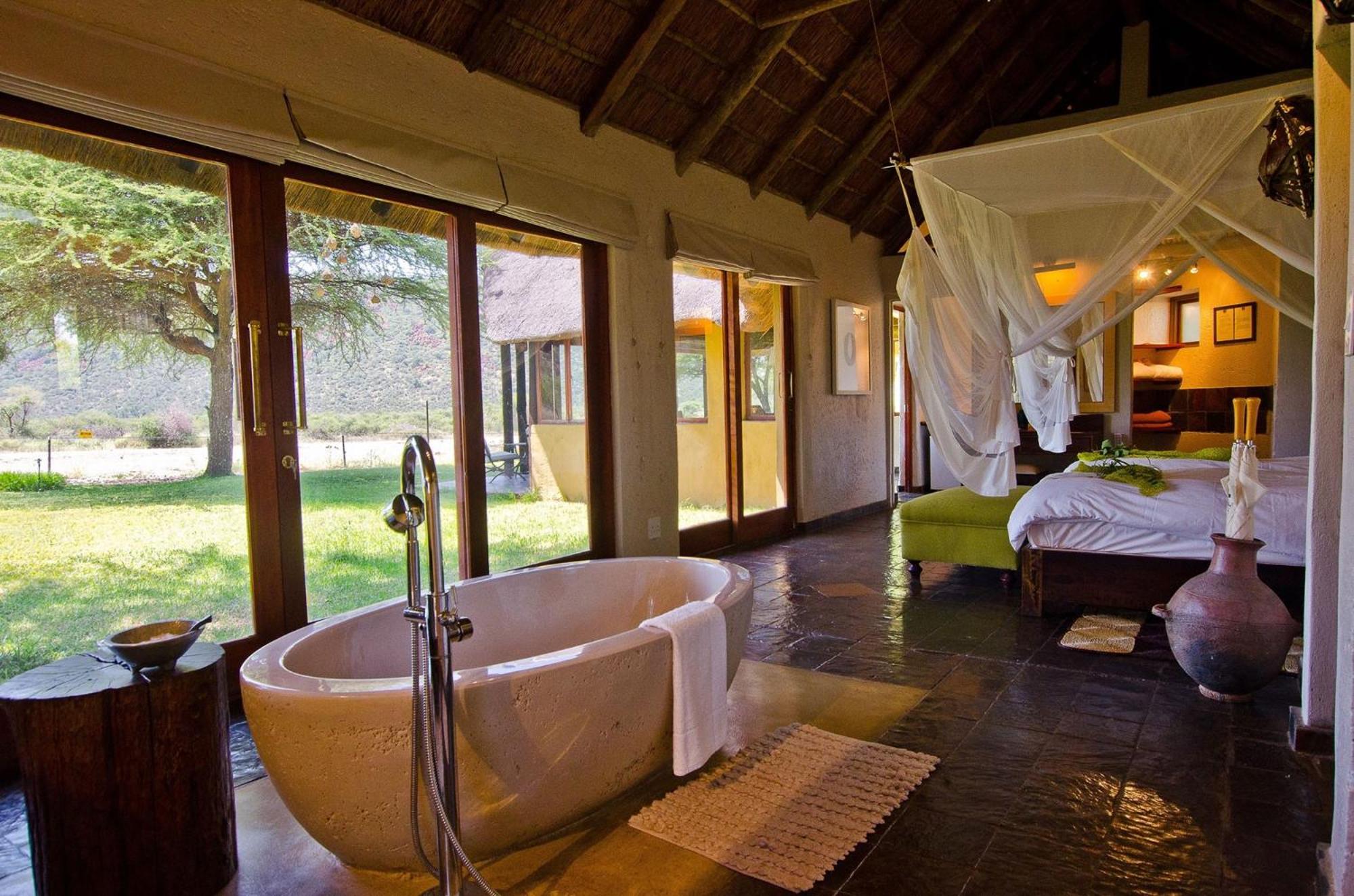 Tau Game Lodge 33/56