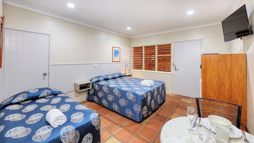 STANDARD, TWIN BEDS