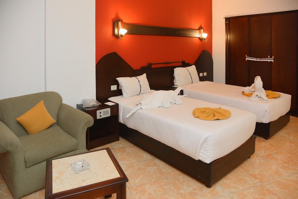 Aracan Hotel 13/33