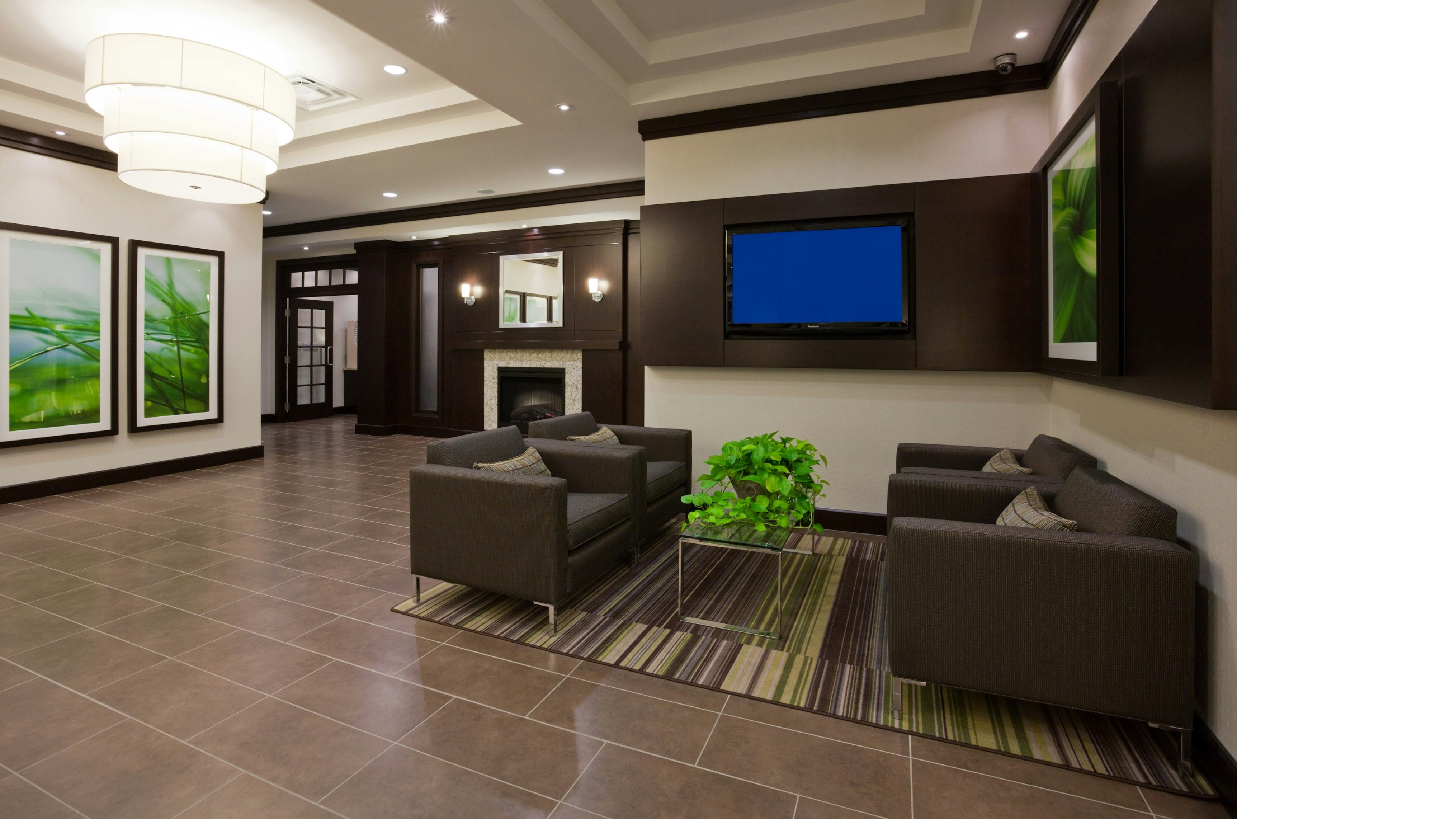 Holiday Inn Express Hotel & Suites New Liskeard 24/34