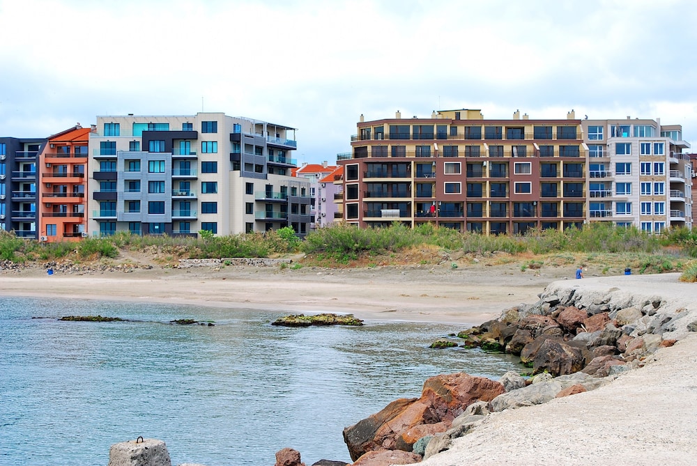 Dune Boutique Hotel 61/67
