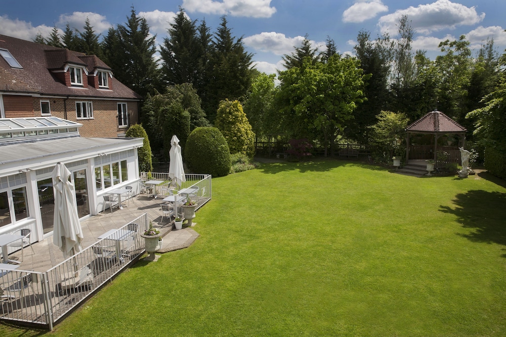 Little Silver Country Hotel 31/43